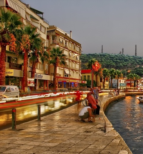 Ayvalık adı nereden geliyor..?