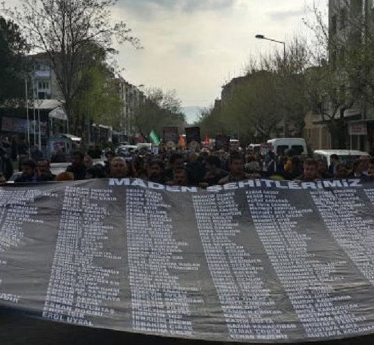 Soma’da “mühendisler” patronu aklıyor