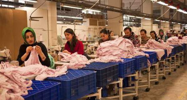 Kadınlar erkeklerden yüzde 23 daha az ücret alıyor