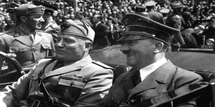 Küçük Adamların Büyük Felaketleri: Hitler ve Diğer Otoriter Liderler Üzerine