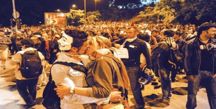 8 Mart’ta devrimci erkekleri sorgulamak