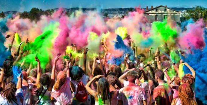 Türkiye’de Sanatsal İfade Özgürlüğü Üzerine Bir İnceleme