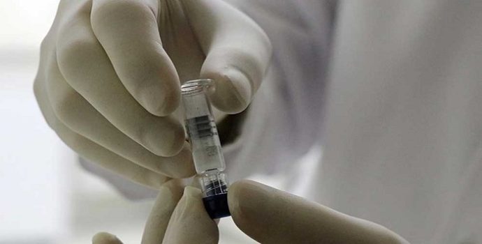 Burun yoluyla uygulanan Kovid-19 aşısı yüzde 100 etki sağlıyor