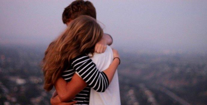 ‘Mükemmel sarılma’ için ideal süre belli oldu