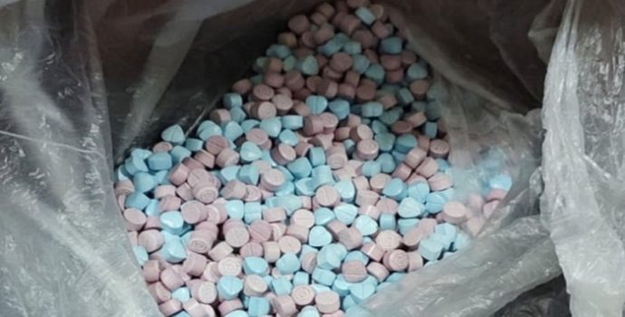 Malatya Aile ve Sosyal Hizmetler İl Müdürlüğü’nde 5 bin uyuşturucu hap ele geçirildi