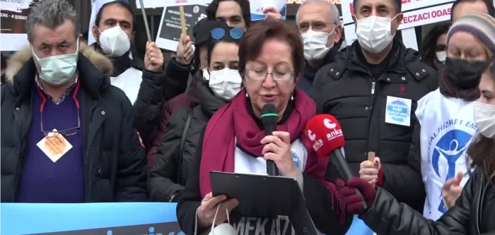 Sağlıkçılardan “Beyaz Nöbet” eylemi…