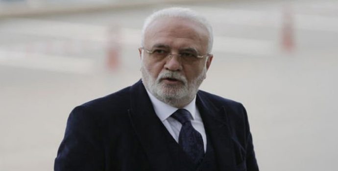 Elitaş: emekli milletvekilleri için de enflasyon farkı istedi…