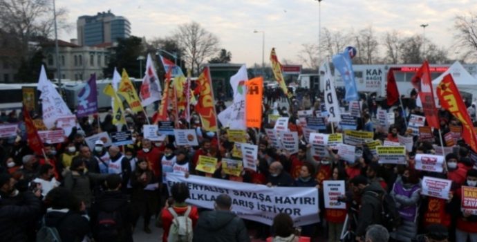 ‘Savaşı durdurmak için geç değil’