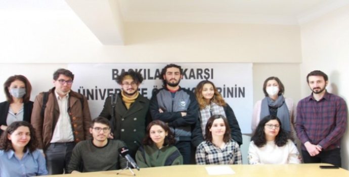 Bursları kesilen öğrencilere hukuka aykırı yönetmelik maddesi gönderildi