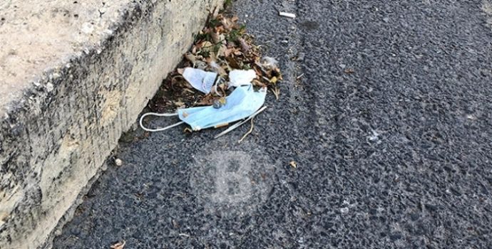 Sokaklar artık maskesiz