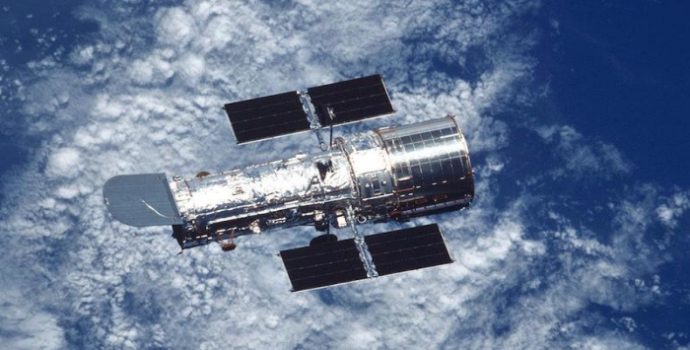 Hubble Teleskobu, Bir İmpostoru Saklayan Galaksiyi Görüntüledi