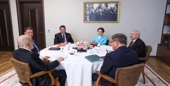 Altılı masa ‘deprem’ gündemiyle toplandı