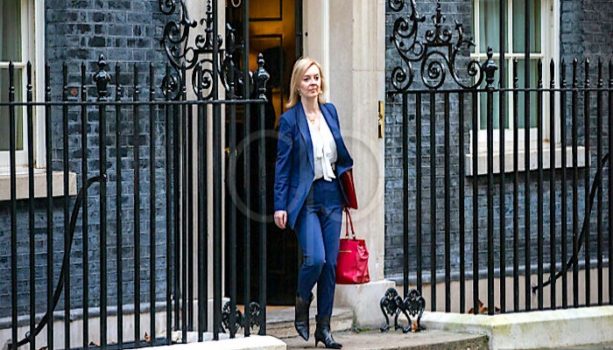 yarisin-galibi-liz-truss