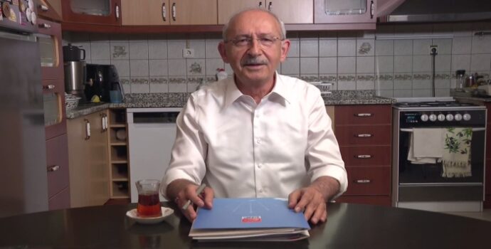 Kılıçdaroğlu kadınlar seslendi, “Sizi üç beş oy için bir çırpıda yolda bıraktılar…”