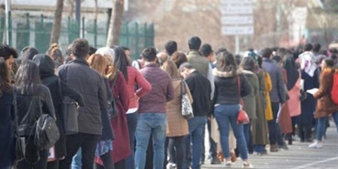 DİSK-AR: Geniş Tanımlı İşsiz Sayısı 12 Milyona Yaklaştı