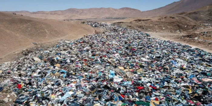 Atacama Çölü’nde giysi mezarlığı: Çevre felaketi
