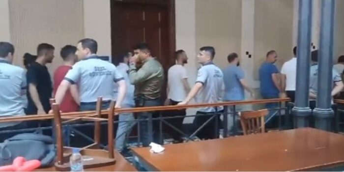 bogazici-universitesinde-kulup-odalari-zorla-bosaltiliyor (1)