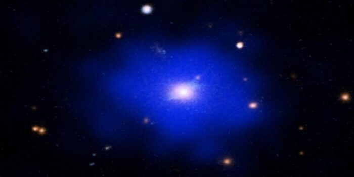 Erken Evrenin Sırları Bu Soğuk Gökada Kümesinde Saklı