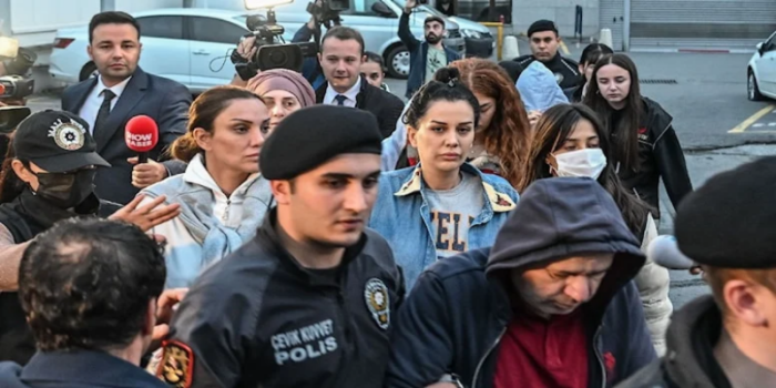 Dilan ve Engin Polat Davasında Tahliye Kararı: Kamuoyunun Soru İşaretleri