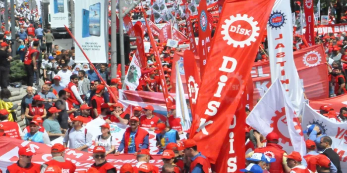 DİSK’ten vekillere ‘5 madde’ çağrısı: Oy birliğiyle geçirin
