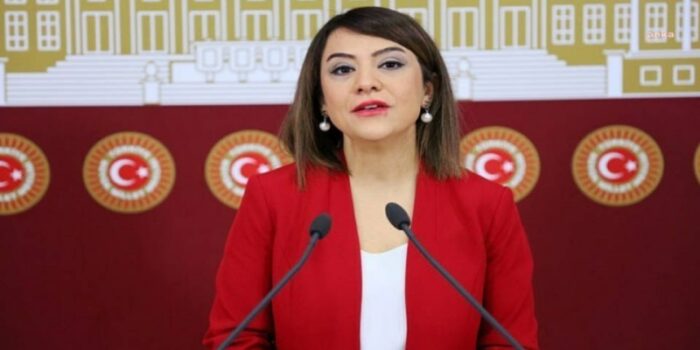 Emek Büroları: Emeğin Sesini Siyasetin Gündemine Taşımak