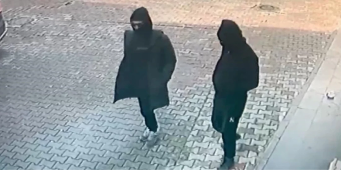 kiliseye-saldiri-sonrasi-polis-bu-goruntuyu-arastiriyor-hCsHYAeC-1100x650