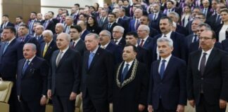 Zühtü Arslan Erdoğan’ın bulunduğu toplantıda, “AYM kararlarına uyulması anayasal zorunluluk”