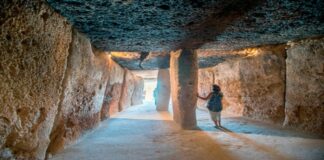 Neolitik Çağ’da Bilimin Temelinin Kavrandığını Gösteren Dolmen de Menga Sit Alanı