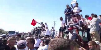 Bursa-İzmir Karayolu’nda Çiftçi Eylemi: “Hükümet istifa” Sloganları