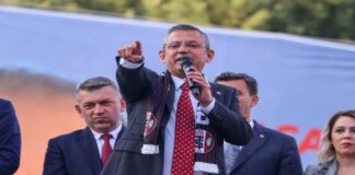 Özgür Özel’den Gaziantep Fıstık Mitinginde Sert Çıkış