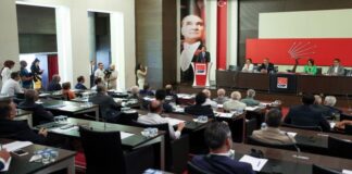 CHP Genel Başkanı Özgür Özel’den Eğitim Sistemi Eleştirisi: ‘Diploma Hırsızlığı ve Tarihin En Büyük Kumpası’