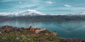 Van Yoksullukta Türkiye’nin Zirvesinde: Göç Artıyor, Eğitim ve Sağlık Erişimi Giderek Azalıyor