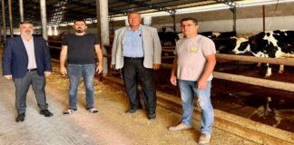 CHP’li Gürer Niğde’de Çiftçilerle Bir Araya Geldi: “Süt İnekçiliği Tehdit Altında”