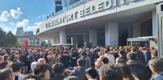 Esenyurt’ta CHP’nin Demokrasi Nöbeti: Protestolar ve Polis Ablukası