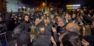 Kayyum Politikaları ve Demokrasi: Merkezileşen Yönetimin Gölgesinde Yerel İrade