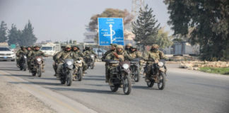 Suriye’deki Son Gelişmeler: HTŞ, Humus’a Girdi, Rejim Deyrizor’u YPG’ye Devretti