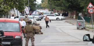 Erkek Dehşeti: Eski Polis Kadını Defalarca Bıçakladı