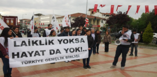 Laikliğe Yeni Saldırı: Cuma Günü Tatil Önerisi ve Tepkiler