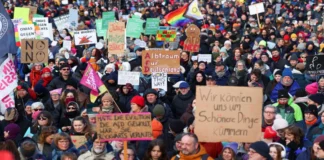 Almanya’da SaÄŸa Karşı Protestolar: On Binlerce KiÅŸi Sokaklara Döküldü