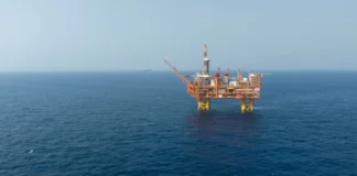 Çin, Güney Çin Denizi’nde Büyük Bir Petrol Sahası Keşfetti