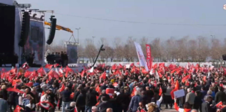 İstanbul’da İmamoğlu İçin Büyük Gösteri: Binlerce Kişi Sokağa Çıktı