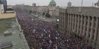 Belgrad’da On Binler Protesto İçin Toplandı: ’15 İçin 15′ Mitingi