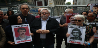 Nacho Sanchez Amor’un Cumartesi Anneleri ile Dayanışması