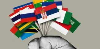 Amerikan Demokrasisi Misyonunu Terk Mi Ediyor?