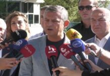 İBB Davasında İkinci Gün Gerilimi: Özgür Özel’den “Bayramdan Önce Tutukluluk İncelemesi” Çağrısı