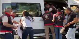 Ege Üniversitesi’nde Protestoya Polis Müdahalesi: “Adalet Bakanı’na Soru Sormak Suç mu?”