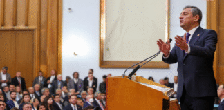 Özgür Özel: “Dünkü İftiralar Çöp Olmuştur, Gelecekte de Yargılanmayacağız, Sizi Yargılayacağız”