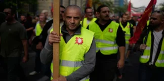 Yunanistan’da Genel Grev: Çalışma Yasası Protestoları Ülkeyi Durdurdu