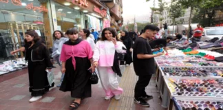 Tahran’da Başörtüsü Serbestliği Genleşiyor, Rejim Baskısı Derinleşiyor