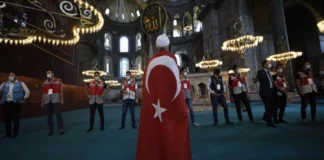 Türkiye Sağı, Güvensizlik ve İnançlar Arası Mesafe